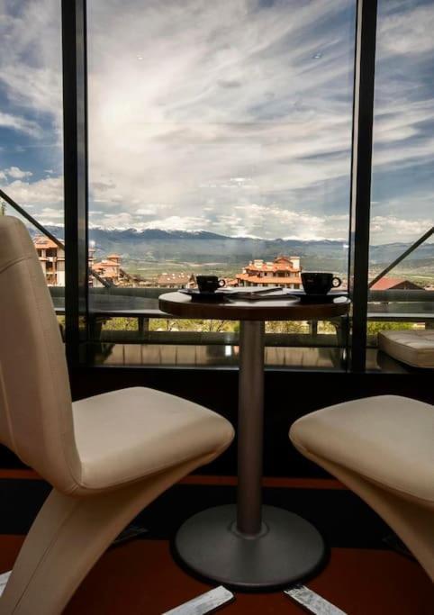 Luxury Penthouse With A Lavish Spa And 2 En-Suite Bedrooms Bansko Ngoại thất bức ảnh