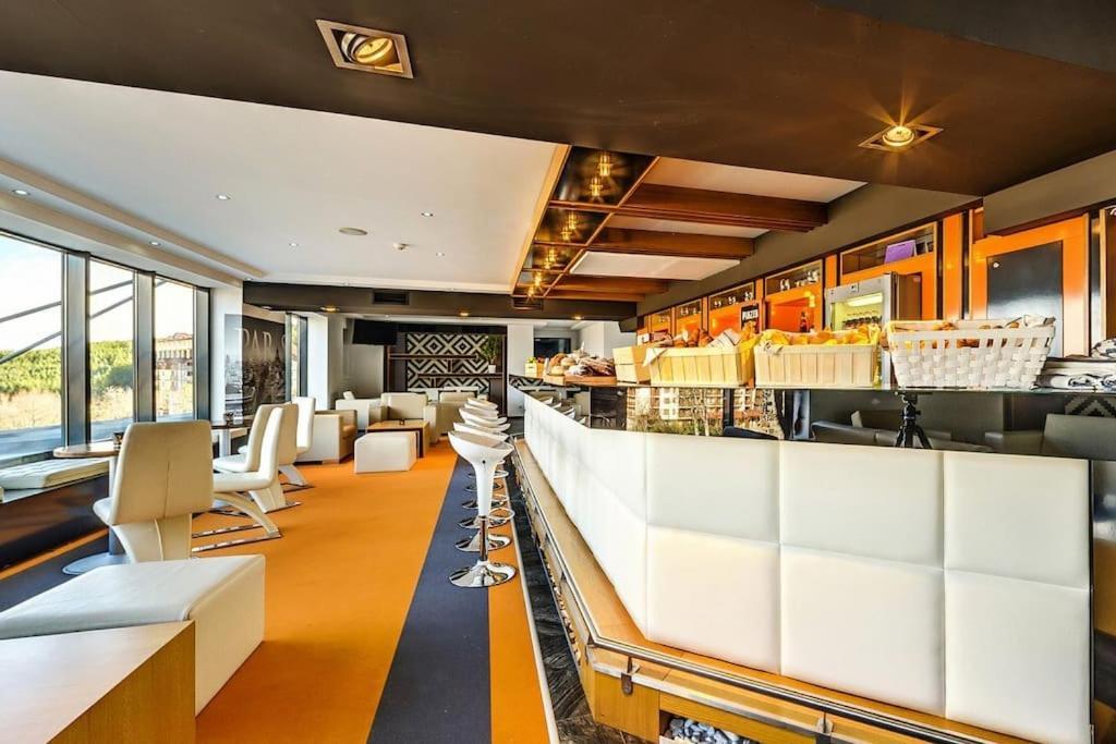 Luxury Penthouse With A Lavish Spa And 2 En-Suite Bedrooms Bansko Ngoại thất bức ảnh